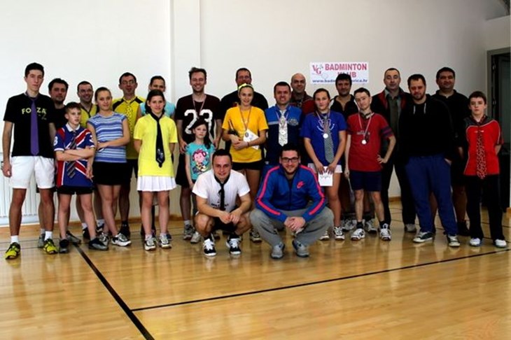 U Velikoj Gorici održan tradicionalni "Badminton u kravati"