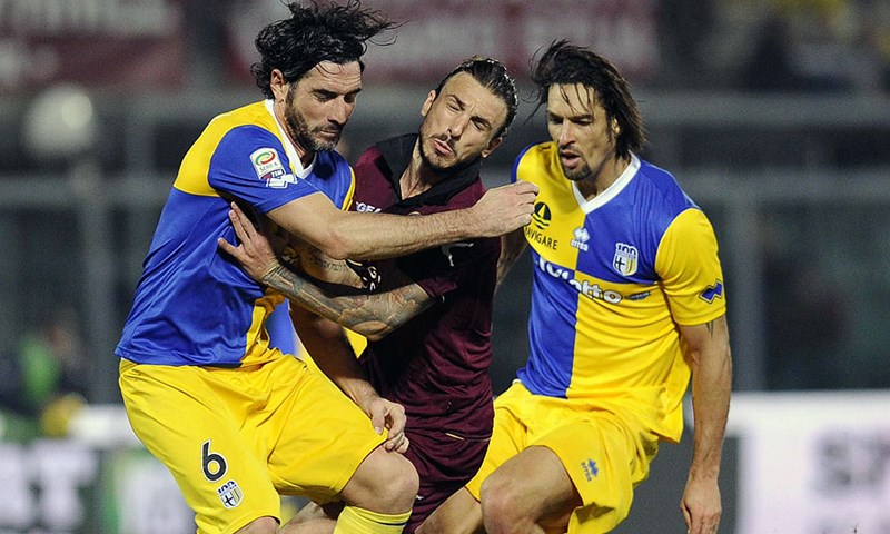 Parma uvjerljiva kod Livorna, podjela bodova u Bologni