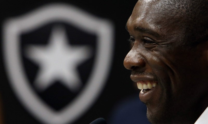 Nakon razočaranja stigla i kazna: Seedorf i Kluivert otpušteni iz Kameruna