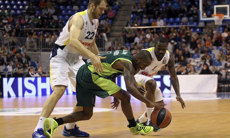 CSKA pao u Kombank Areni, Fenerbahče uvjerljivo poražen od Unicaje