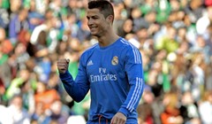 Video: Real uz asistenciju Modrića deklasirao Betis te se bodovno izjednačio na vrhu Primere