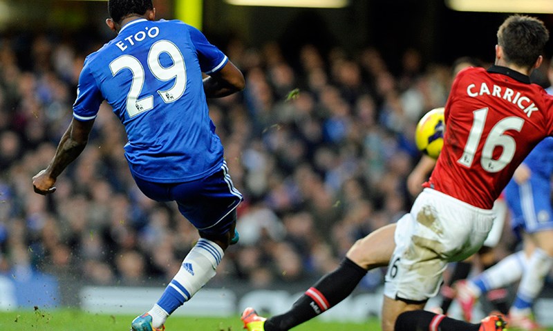 Video: Samuel Eto'o hat-trickom potopio Manchester United na Stamford Bridgeu