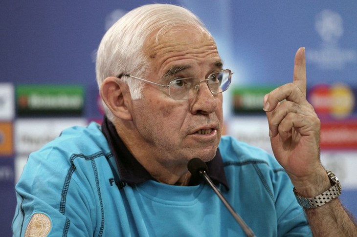 Bivši španjolski izbornik Luis Aragones preminuo u bolnici u Madridu