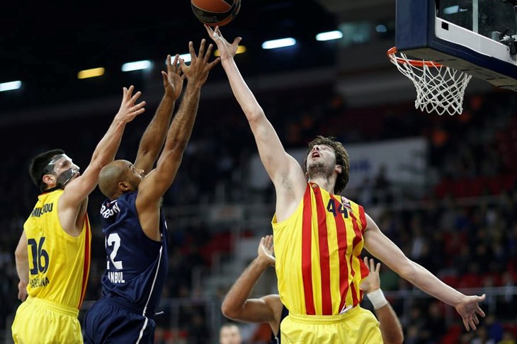 Video: Barcelona s briljantnim Tomićem slavila u Istanbulu u produžetku