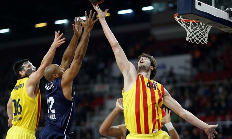 Video: Barcelona s briljantnim Tomićem slavila u Istanbulu u produžetku