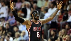 Video: Miami lako s Knicksima, Bucksi namučili Pacerse, tri produžetka u Torontu