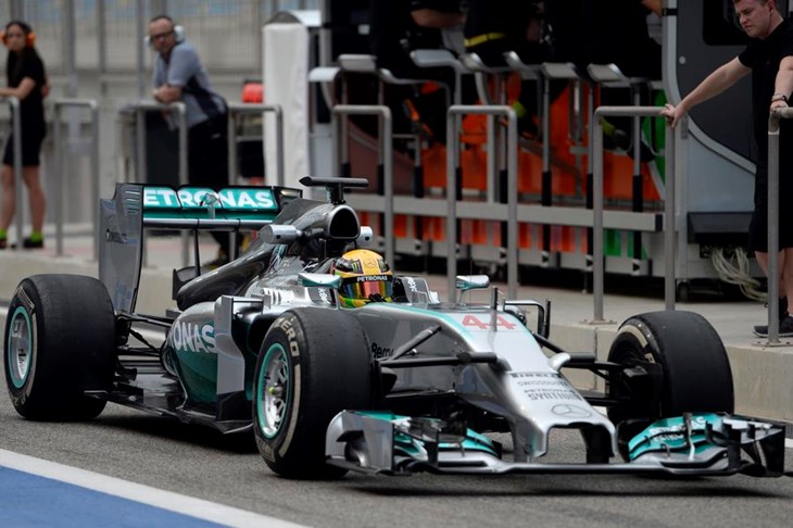 Horner: "Ne bi me iznenadilo da Mercedes pobijedi s dva kruga prednosti"