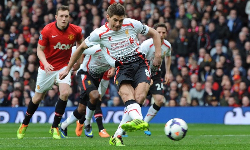 Video: Liverpool penalizirao United s desetoricom na Old Traffordu i priključio se borbi za naslov