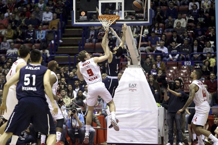 Tomić odličan u pobjedi Barcelone, Galatasaray i Olympiakos stigli do važnih pobjeda