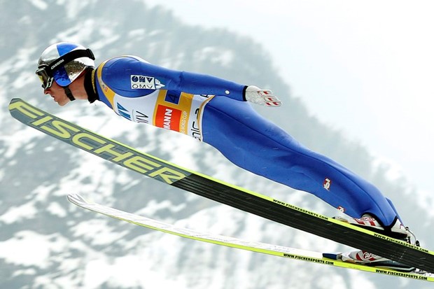 Gregor Schlierenzauer teško ozlijedio koljeno, operacija neizbježna