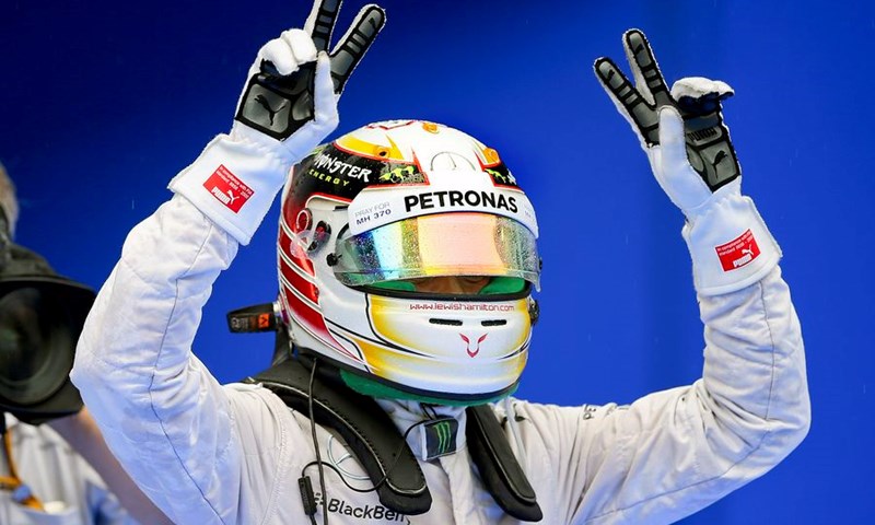 Lewis Hamilton do pole positiona, Sebastian Vettel odmah pokraj njega
