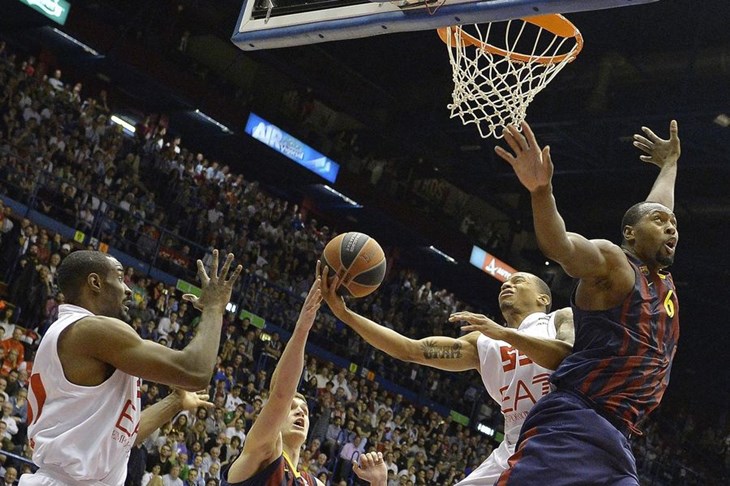 Armani potvrdio visoku kvalitetu i zaustavio seriju pobjeda Barcelone