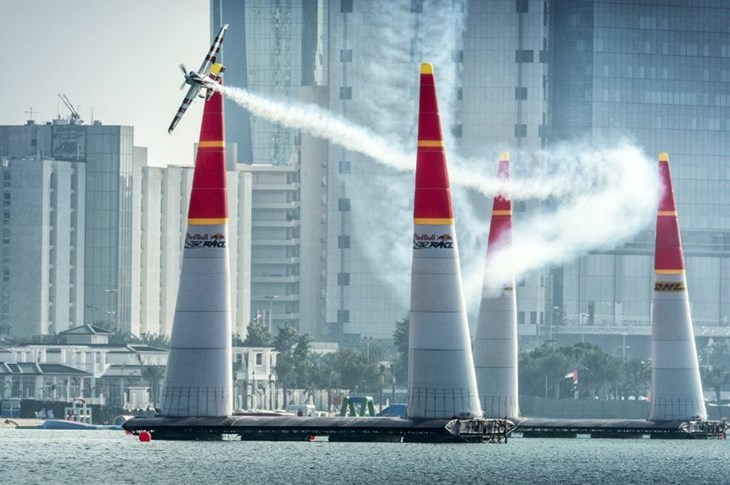 Zahuktava se borba za naslov prvaka Red Bull Air Racea