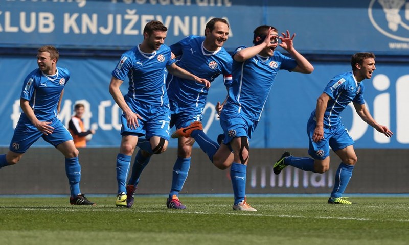 Dinamo deklasirao Rijeku i došao na korak od devetog uzastopnog naslova