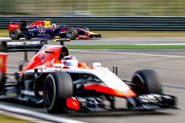 Hamiltonu drugi slobodni trening u Kini, Alonsu prvi