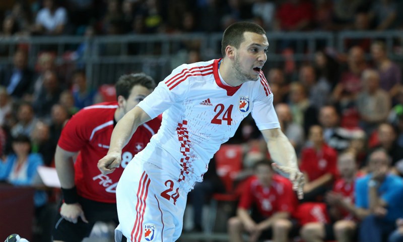 Nik Tominec: "Odlučio sam u nastavku karijere nastupati za rukometnu reprezentaciju Švicarske"