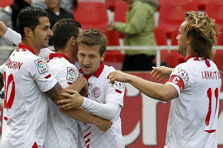 Video: Sevilla razbila Granadu na Ramon Sanchezu