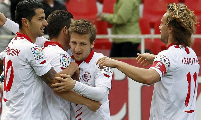 Video: Sevilla razbila Granadu na Ramon Sanchezu