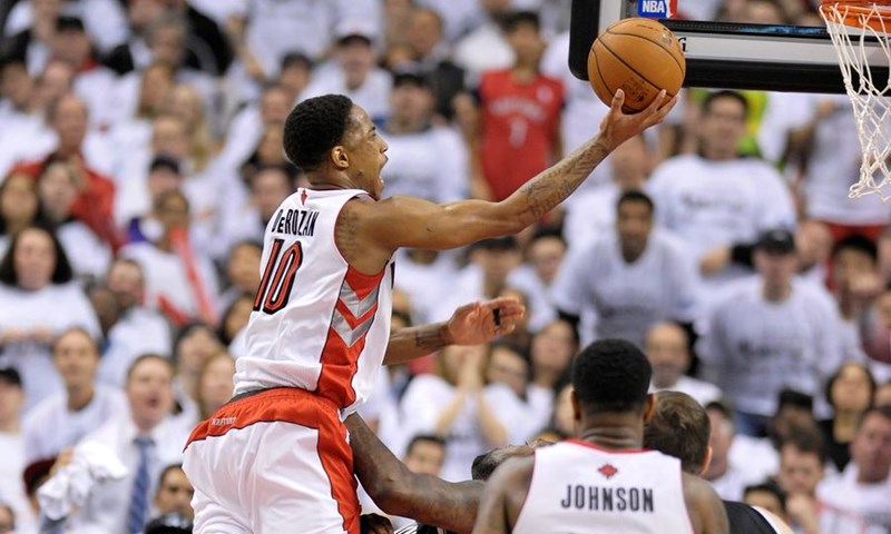 Video: Briljantna večer DeRozana donijela pobjedu Raptorsima, Hawksi bolji od Bucksa