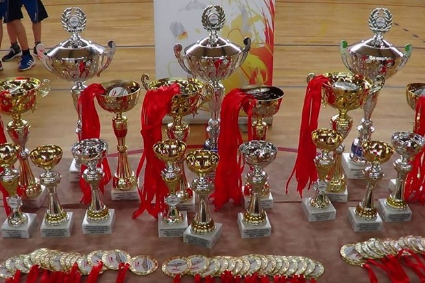 Uspješno okončan rukometni turnir Li-Ning, pobjede Budapestu, Rovinju i Logatecu