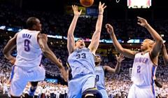 Video: Kraj za Bullse, Memphis i Clippersi stigli do meč lopti