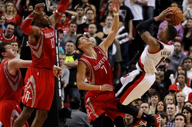 Video: Damian Lillard bacio u očaj Rocketse i odveo Blazerse u polufinale Zapada