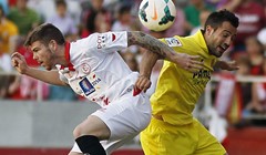 Liverpool kupio braniča Seville, Silva produžio sa Cityjem