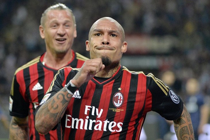 Video: Pogotkom De Jonga Milan slavio u gradskom derbiju protiv Intera