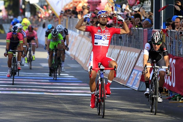 Criterium du Dauphine: Bauhausu etapa, De Gendt zadržao vodstvo