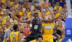 Video: Radoševićeva Alba pobjedom otvorila doigravanje