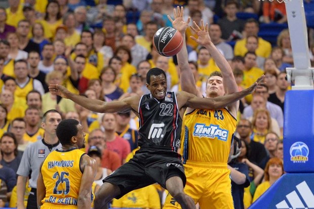 Video: Radoševićeva Alba pobjedom otvorila doigravanje