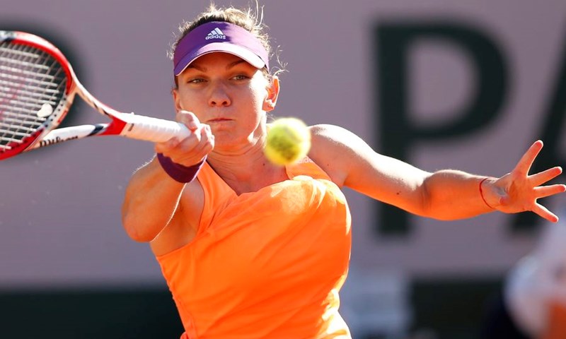 Šarapova treći put zaredom u pariškom finalu, vrhunac karijere za Halep