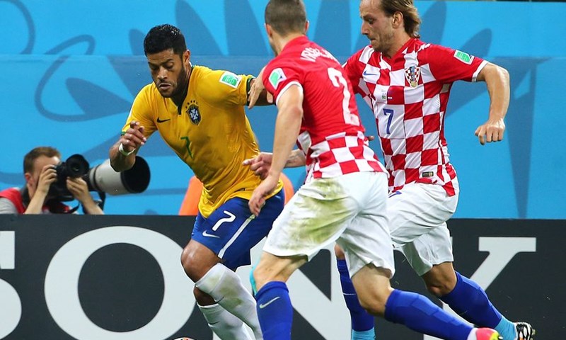 Rakitić: "Neymar je trebao dobiti crveni karton, no za pet dana nitko neće pitati o tome"