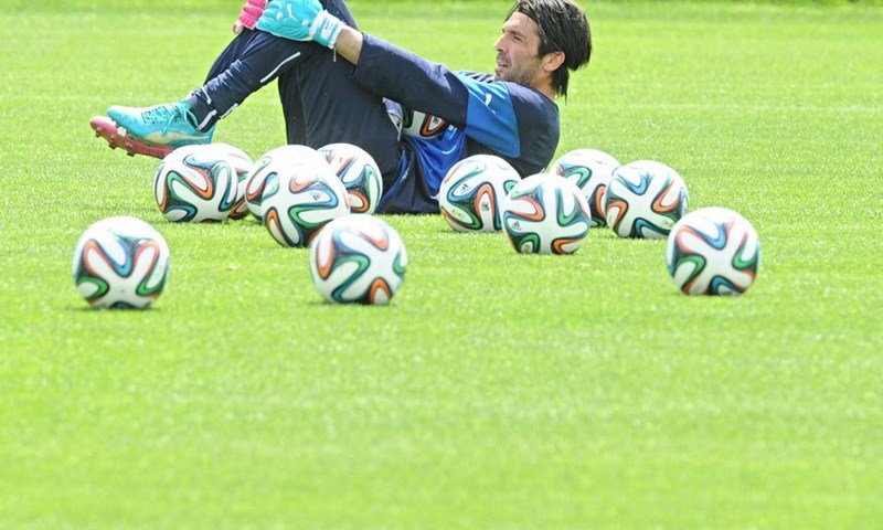 Gigi Buffon upitan za večerašnji dvoboj protiv Engleske, problem i sa Siriguom