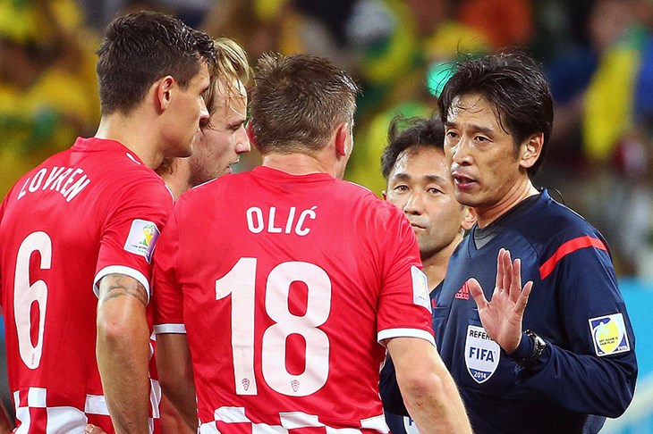 Yuichi Nishimura kandidat za finale SP-a, Velasco Carballo poslan kući