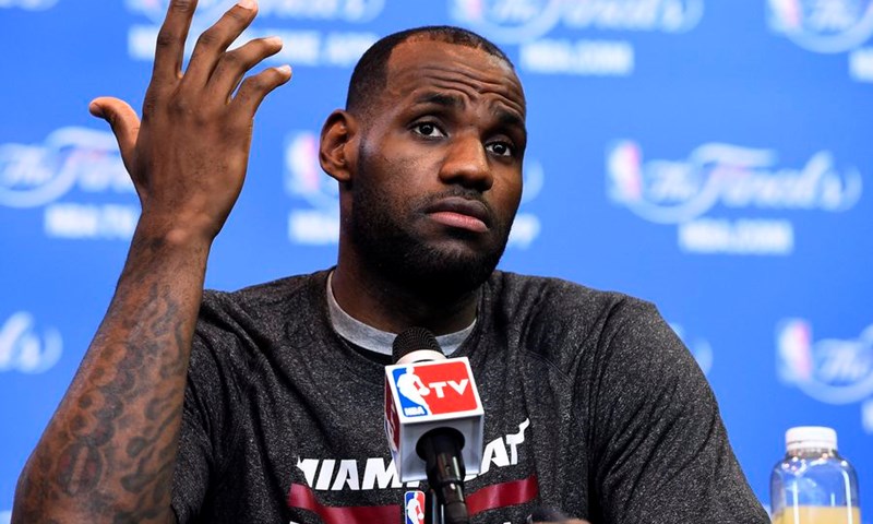 LeBron James očekuje dugačak proces: "U Clevelandu su se razvile brojne loše navike"