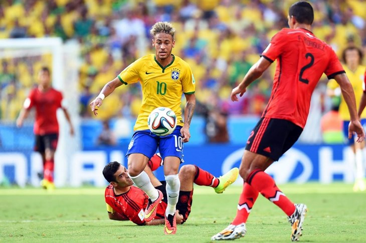 Nova neuvjerljiva predstava Brazila, Meksikancima veliki bod