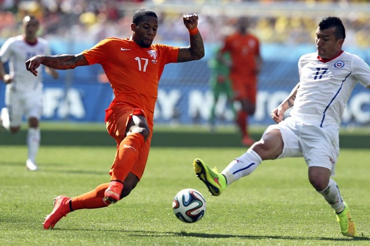 Video: Van Gaalovi igrači s klupe pogodili za slavlje protiv Čilea i prvu poziciju