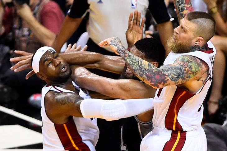 LeBron James opet postaje free agent
