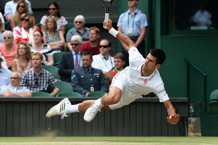 Novak Đoković u odličnom finalu svladao Rogera Federera i po drugi put osvojio Wimbledon