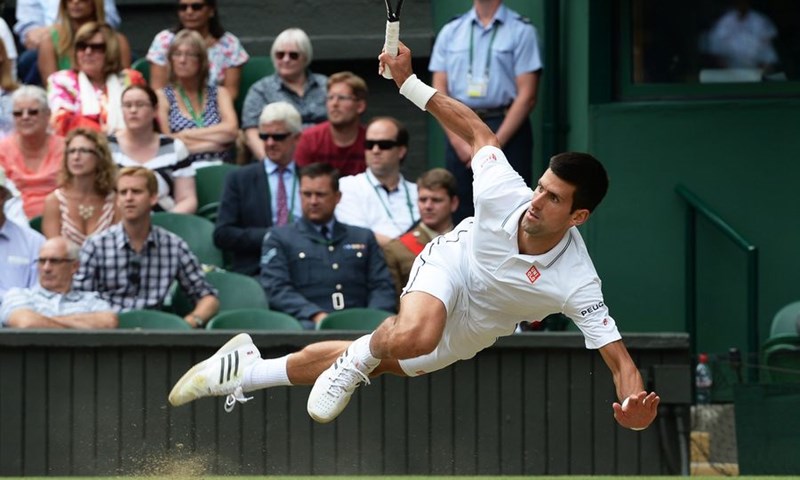 Novak Đoković u odličnom finalu svladao Rogera Federera i po drugi put osvojio Wimbledon