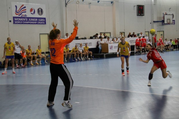 Hrvatice u razigravanje za plasman krenule slavljem nad Švedskom