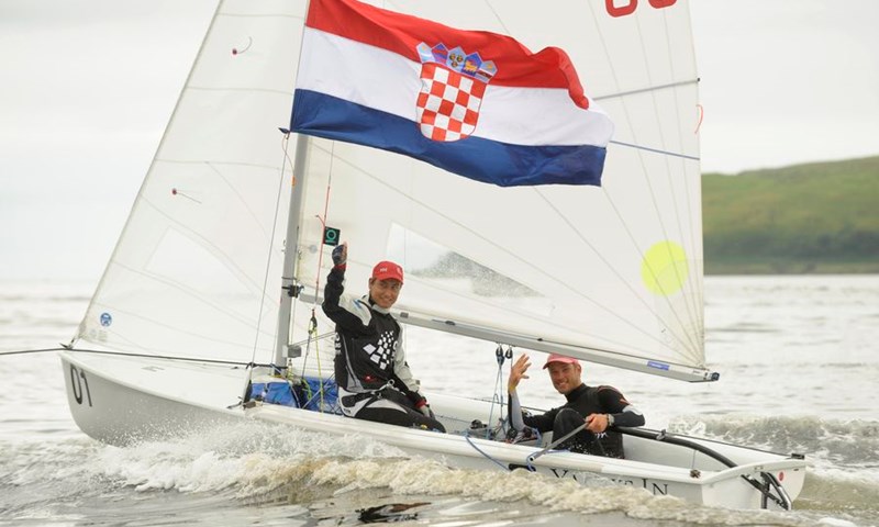 Hrvatski jedriličari u igri za dva odličja na predolimpijskoj regati u Riju