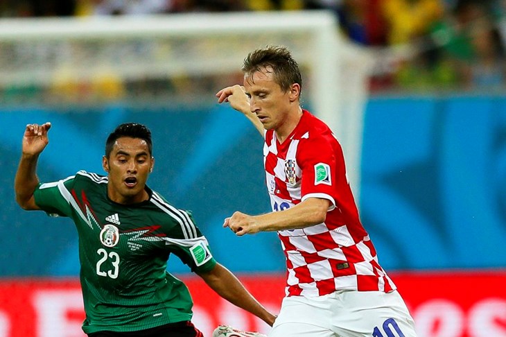 Luka Modrić u konkurenciji između 15 veznih igrača za mjesto u FIFA FIFPro World XI