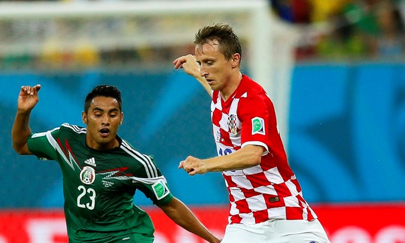 Luka Modrić u konkurenciji između 15 veznih igrača za mjesto u FIFA FIFPro World XI