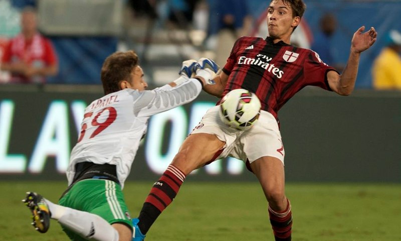 Video: Milan nastavio upisivati poraze, Fiorentina osigurala pobjedu Europi
