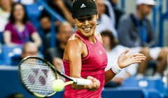 Federer nadigrao Raonića, Ivanović spasila dvije meč lopte protiv Šarapove