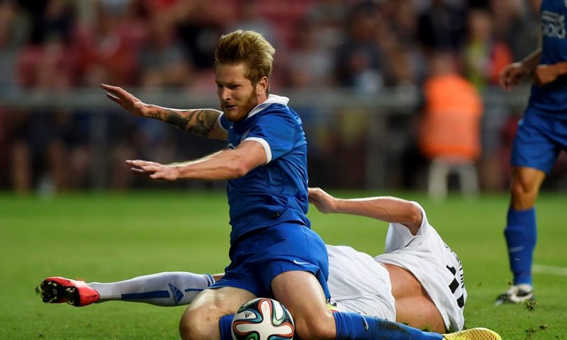 UEFA izrekla Dnipru novčanu kaznu i prijetnju igranja pred praznim tribinama