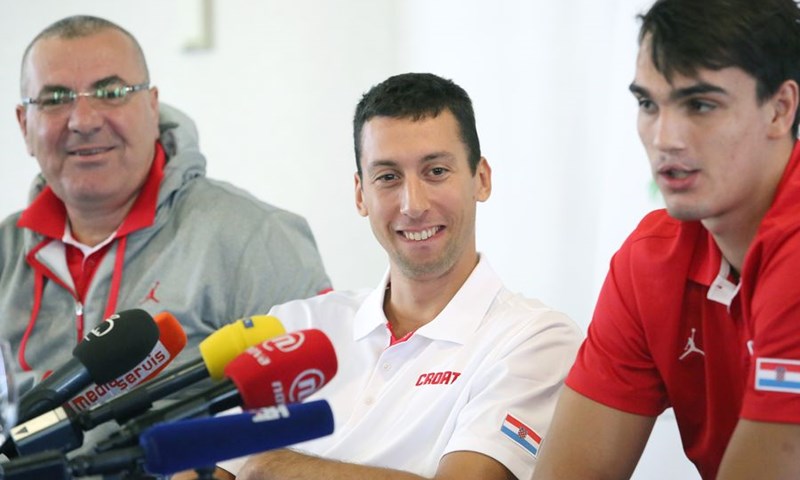 Šarić: "Bilo bi lijepo da ljudi obuku hrvatske dresove i prate Prvenstvo kao što prate nogomet i rukomet"