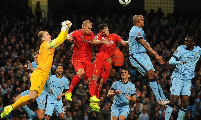 Carragher: "Lovren nije igrao dobro, cijela zadnja linija nije funkcionirala"